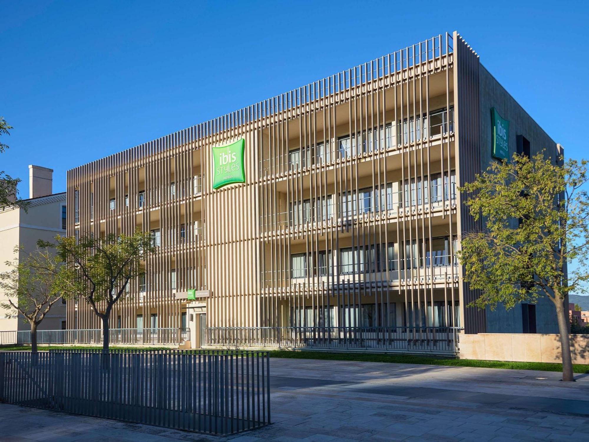 Ibis Styles Montelimar Centre Hotel Exterior photo